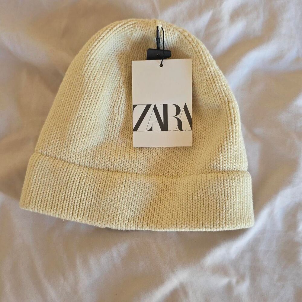 Zara Women's Cream and White Hat